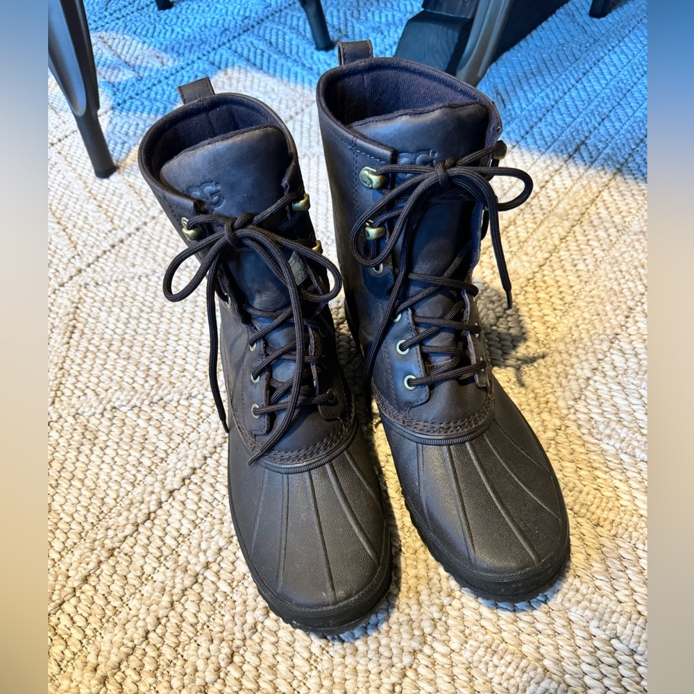 UGG Yucca Hightop Outdoor Waterproof Duck Boots Mens